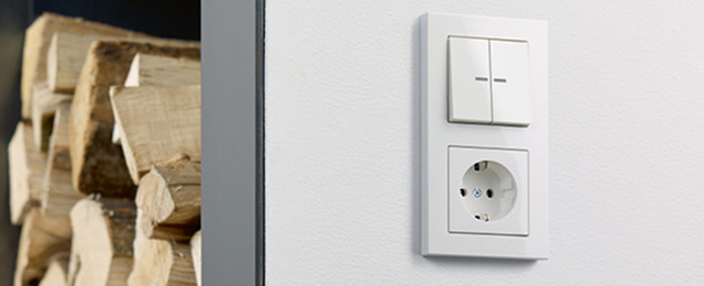 JUNG KNX Taster F 10 bei ElektroSolution in Heilbronn