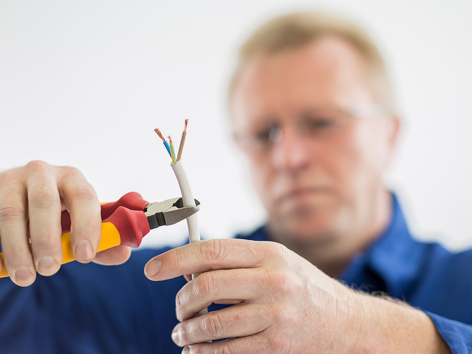 C F021729 bei ElektroSolution in Heilbronn